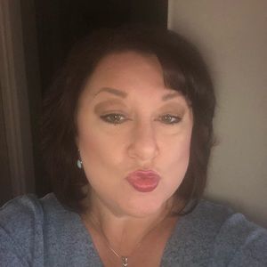 Meet your Posher, Jahree